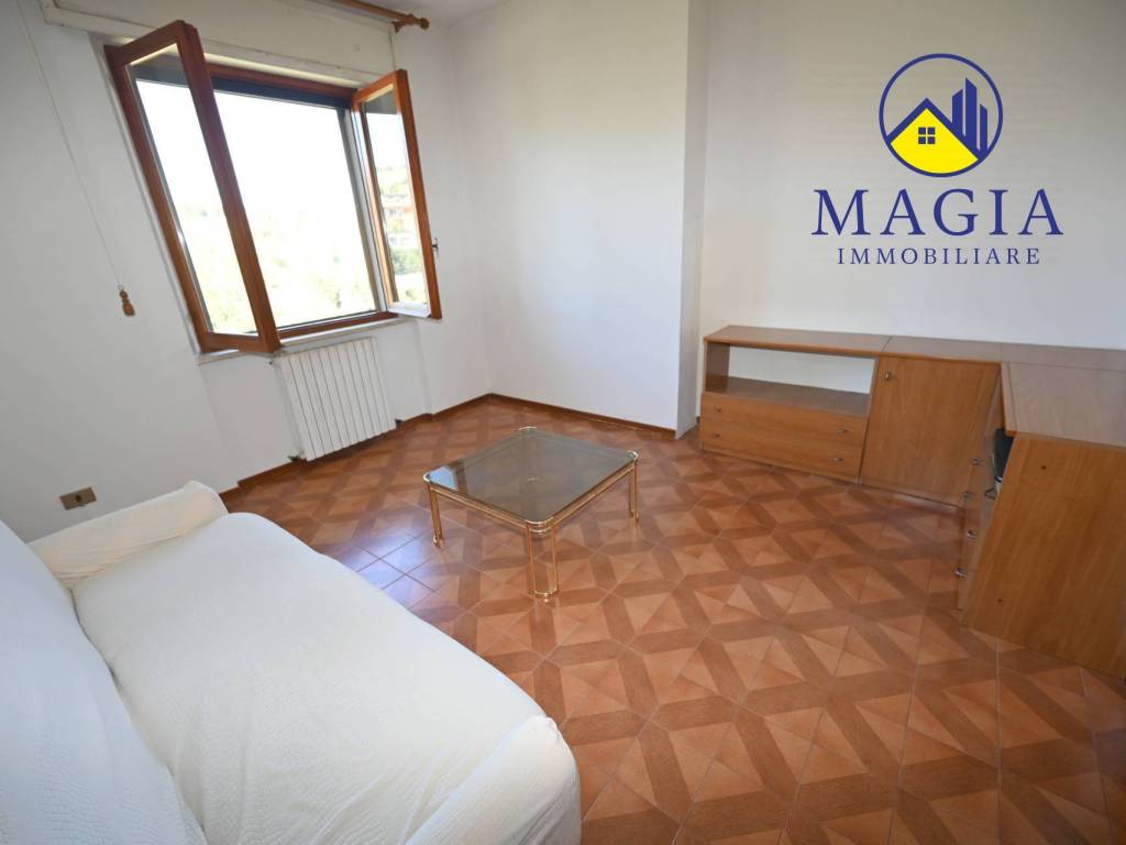 Appartamento a Appignano del tronto in Circonvallazione Carosi, 11 - Foto 2