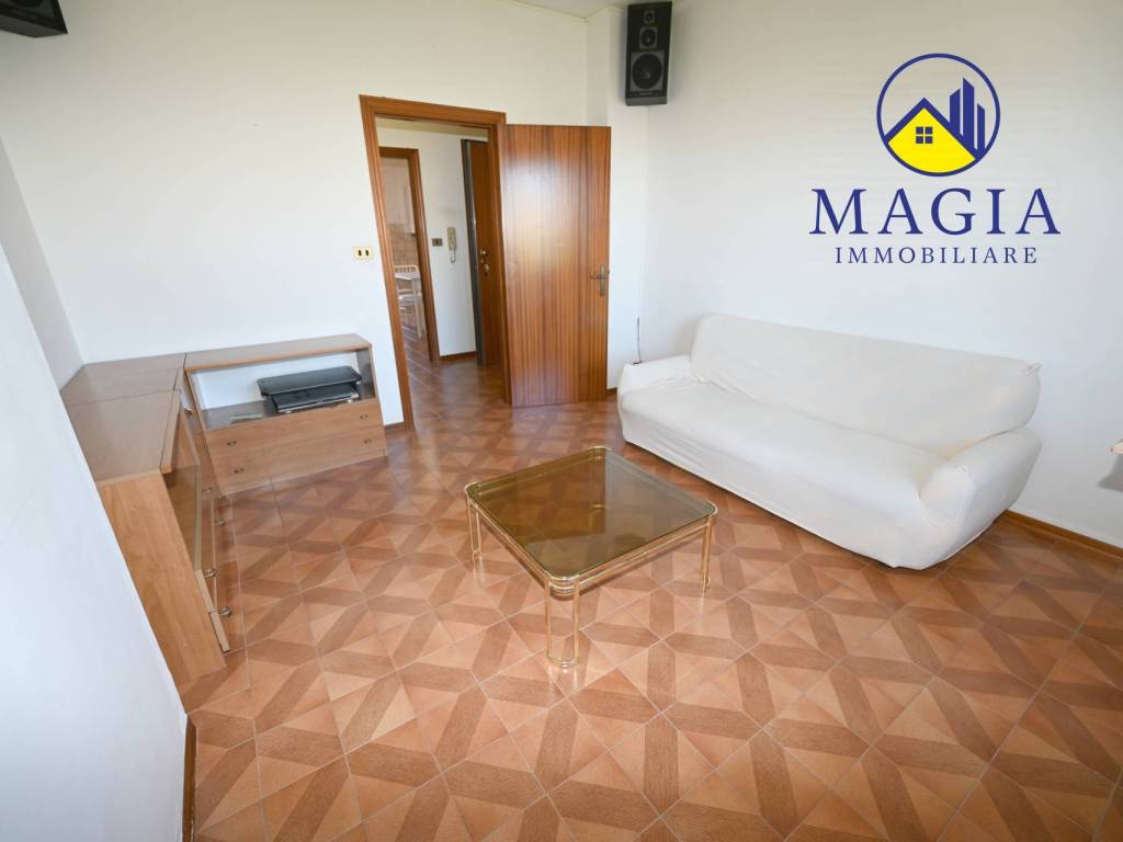 Appartamento a Appignano del tronto in Circonvallazione Carosi, 11 - Foto 3