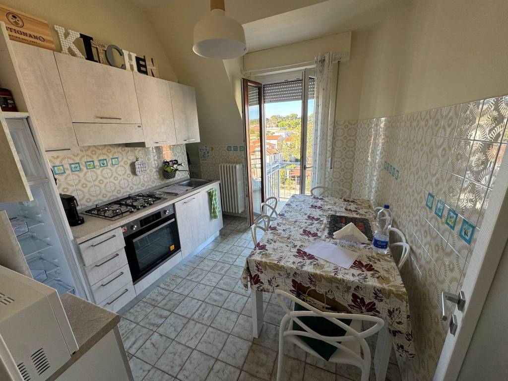 Appartamento a Civitanova marche in Viale 4 Novembre, 180 - Foto 3