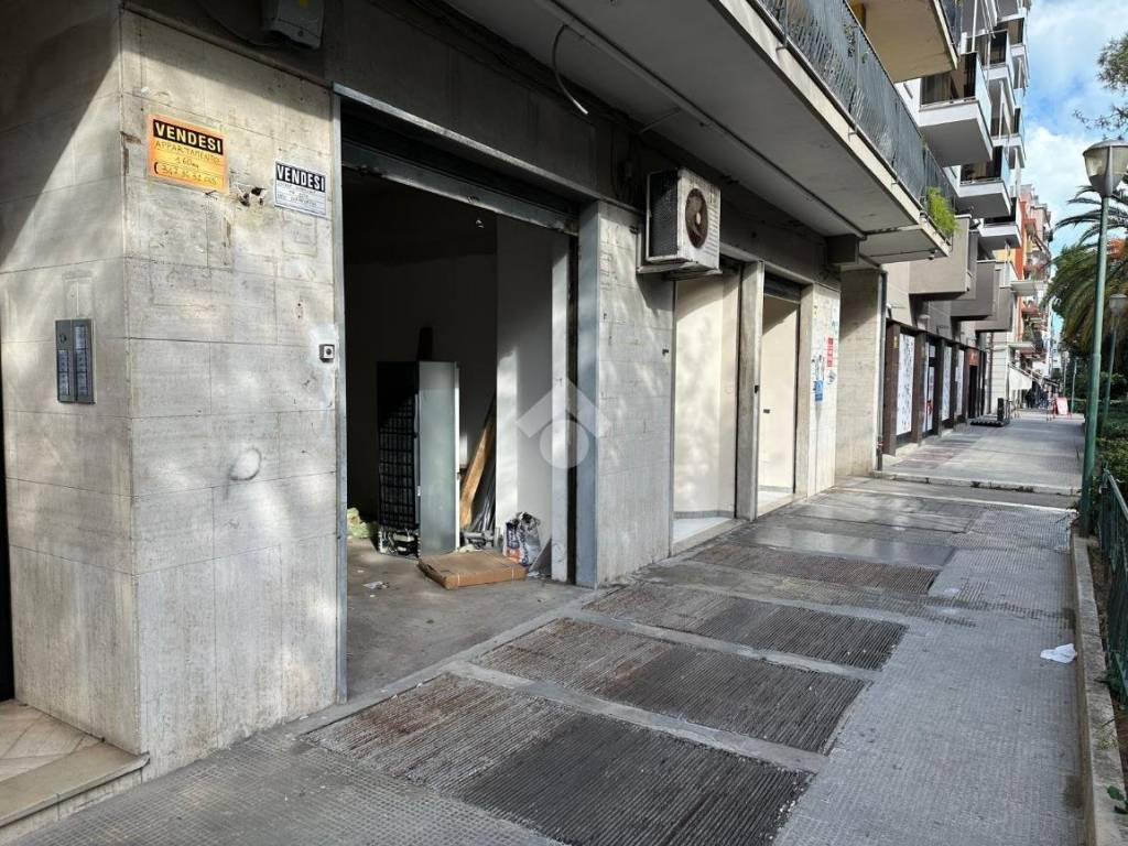 Appartamento a Barletta in Via Ruggiero Vitrani, 52 - Foto 4