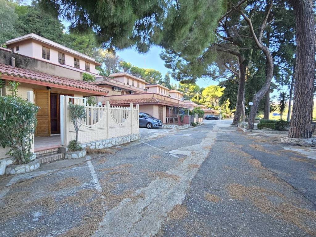 Appartamento a Stalettì in S.S. 106 - Foto 2