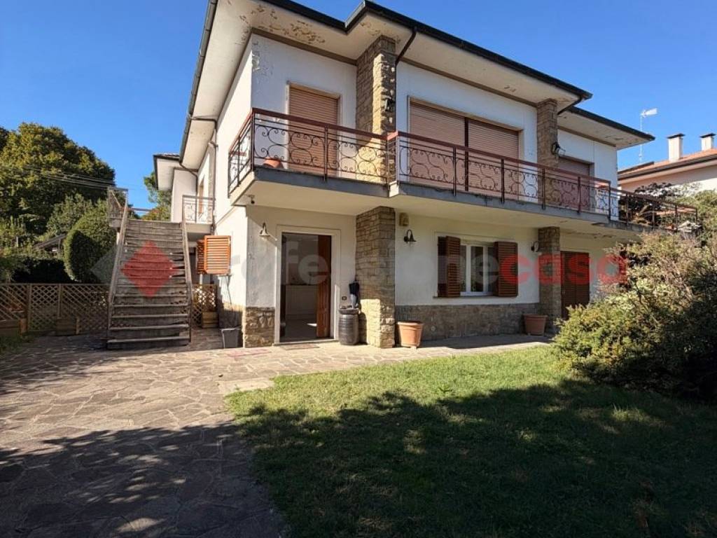 Villa a Campi bisenzio in Via Donizetti - Foto 2