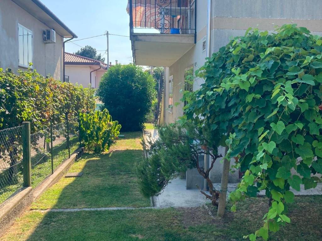 Villa a Bassano del grappa in Strada dei Colli, 110 - Foto 4