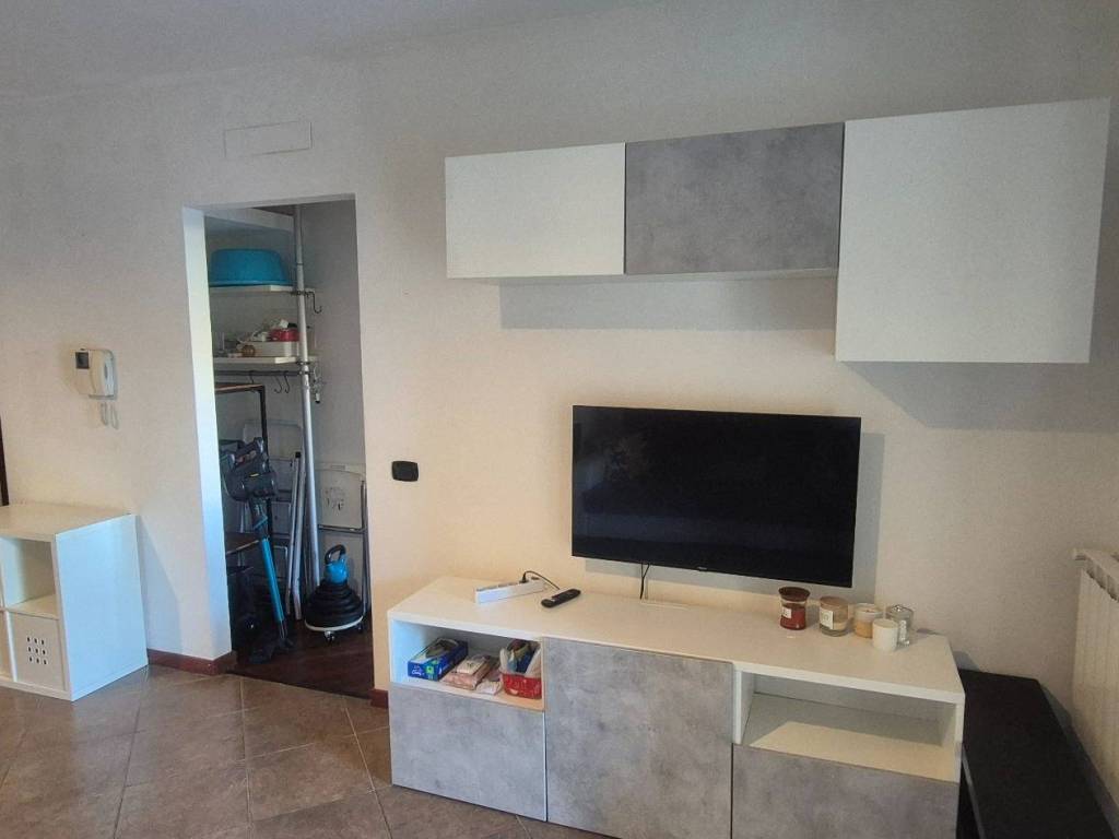 Appartamento a Pomezia in Viale Odisseo, 19 - Foto 5