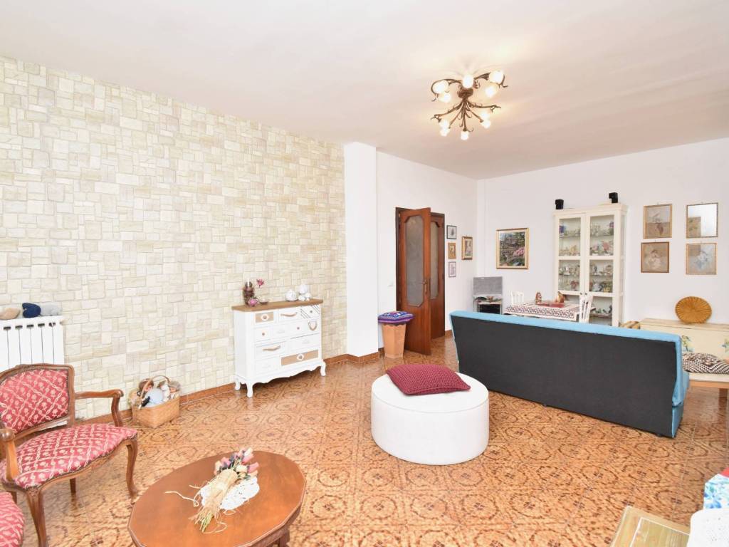Appartamento a Nardò in Via L. Flascassovitti, 34 - Foto 2