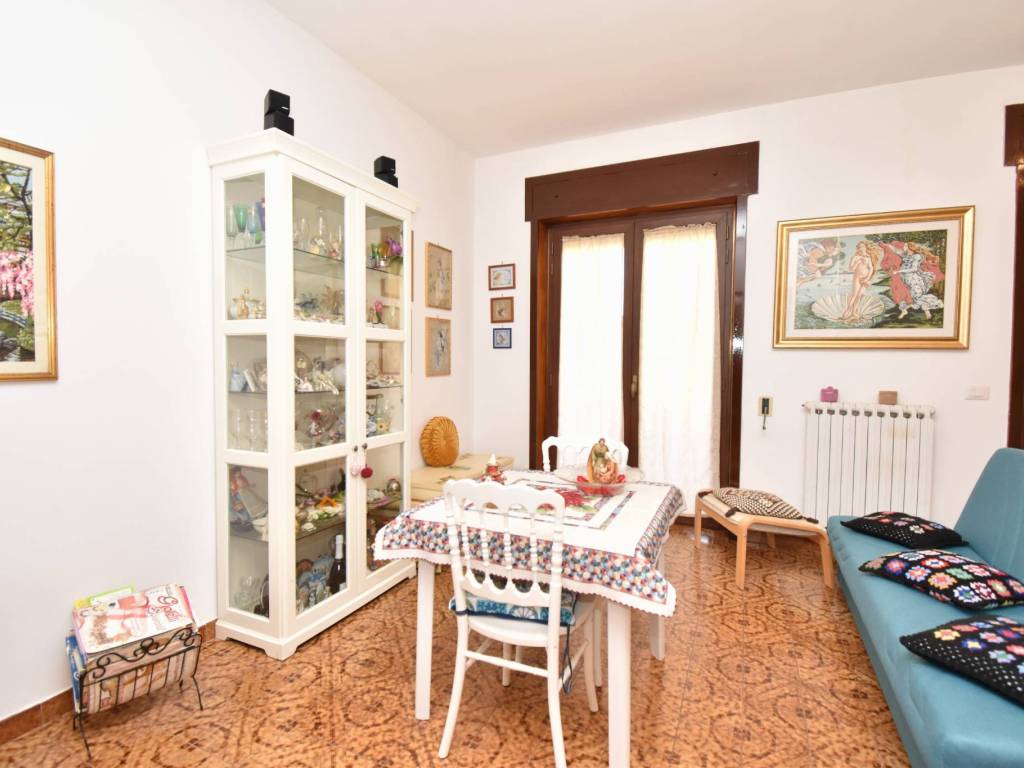 Appartamento a Nardò in Via L. Flascassovitti, 34 - Foto 4