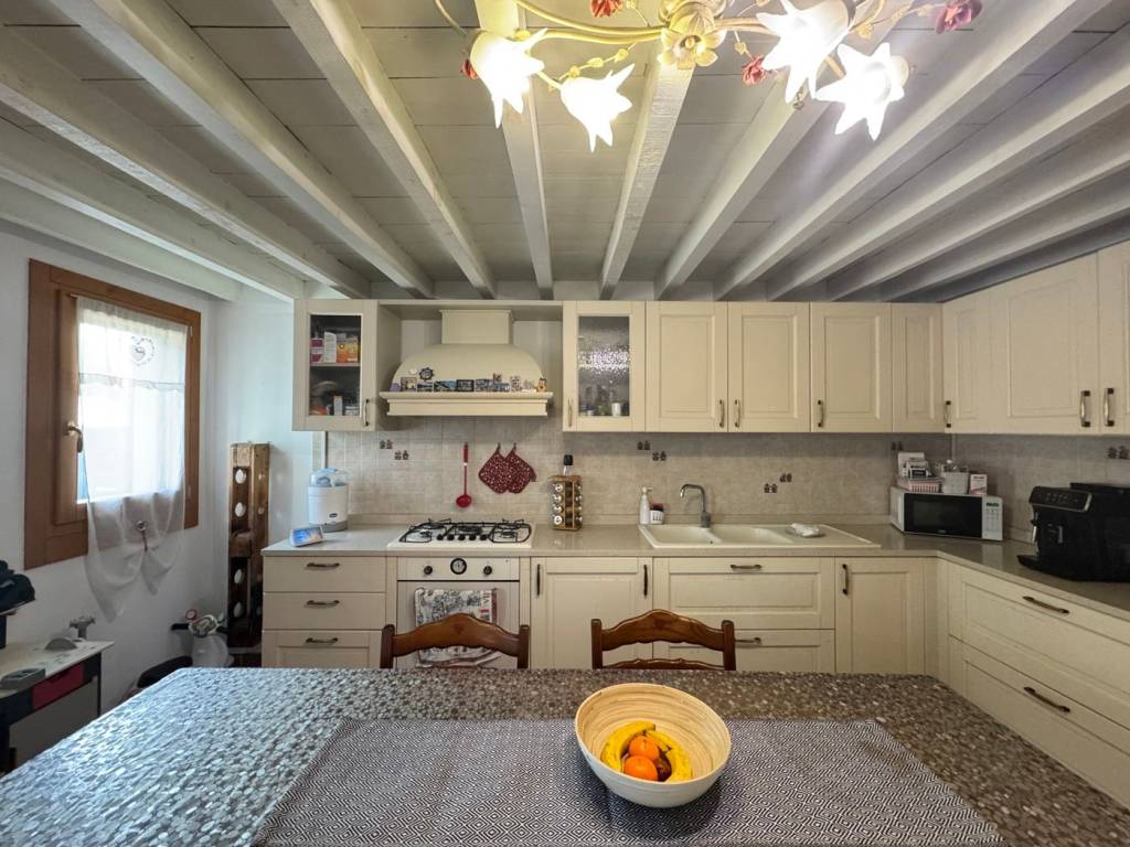 Casa indipendente a Noventa vicentina in VIA MATTEOTTI, 113 - Foto 2