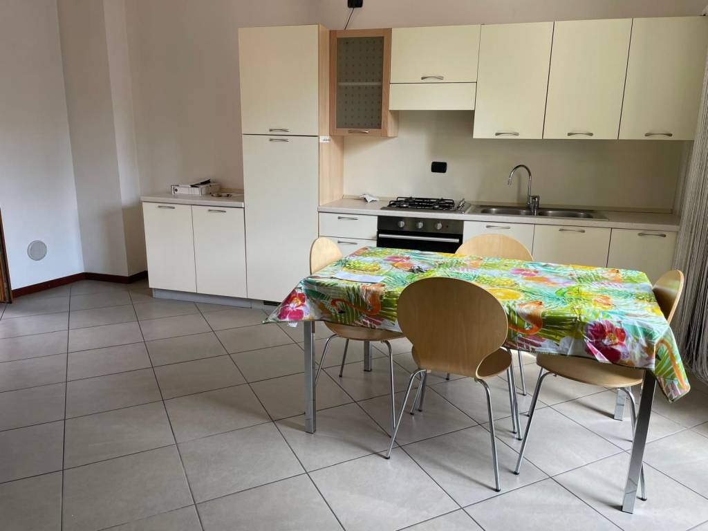 Appartamento a Cucciago in Via Alessandro Volta, 25 - Foto 4