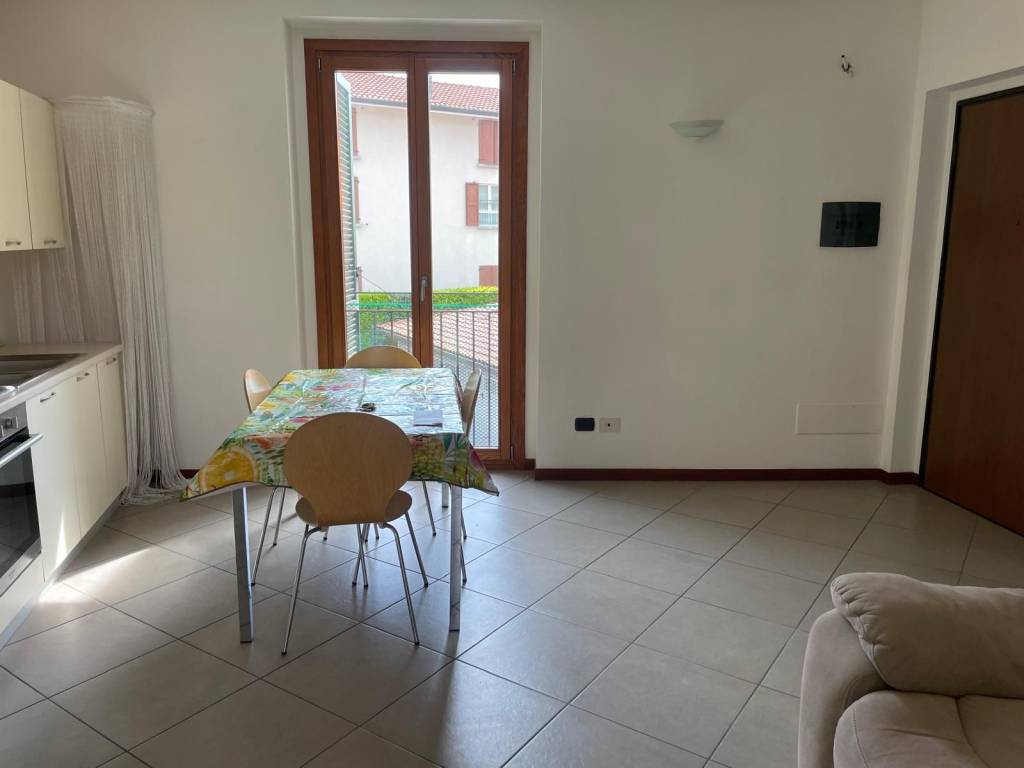 Appartamento a Cucciago in Via Alessandro Volta, 25 - Foto 5