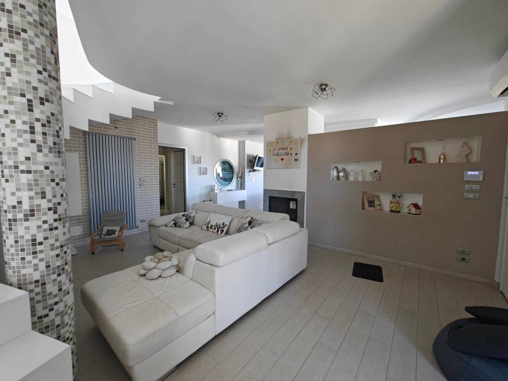 Villa a Cappelle sul tavo in Via Cocchione, 125 - Foto 2