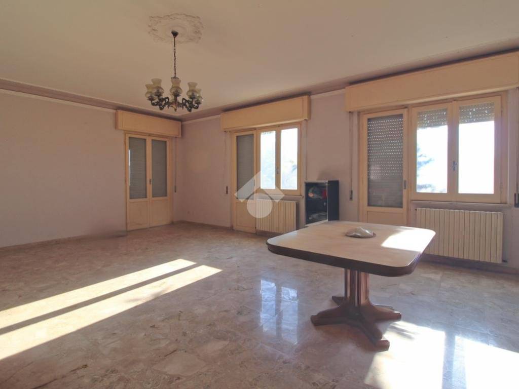 Casa indipendente a Bellante in Via Provinciale per Campli, 64 - Foto 4