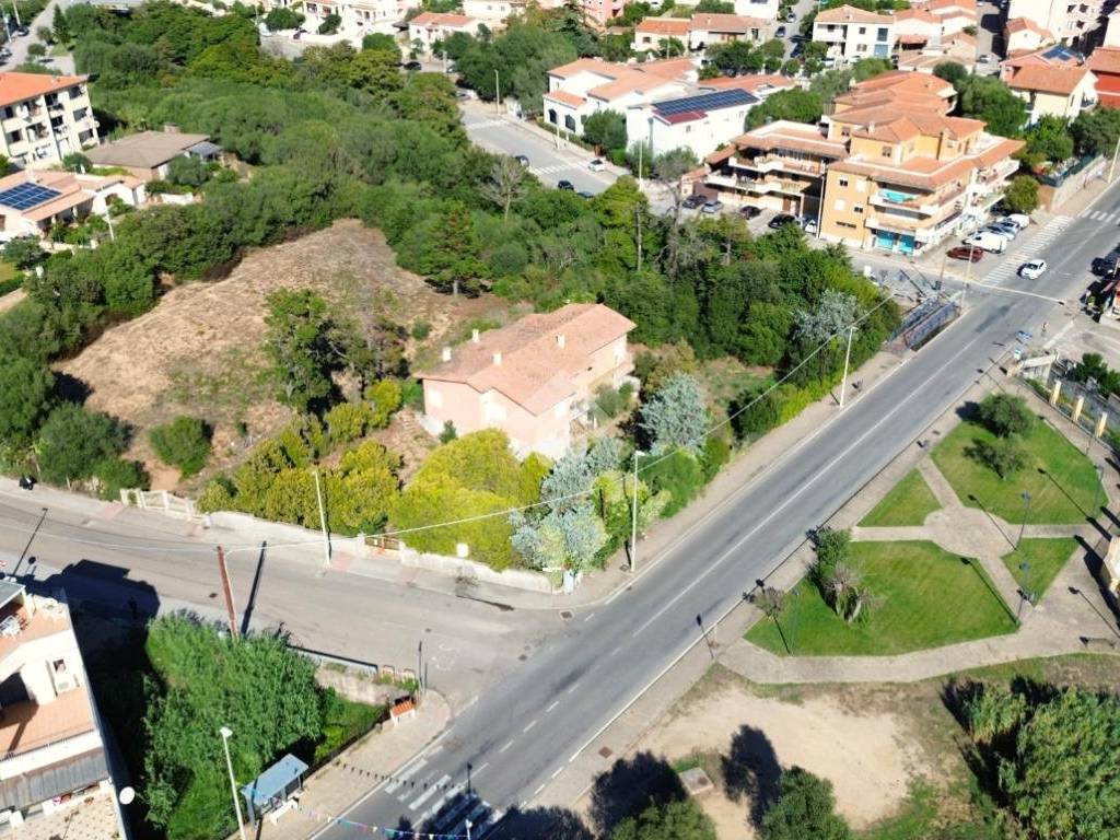 Casa indipendente a Arzachena in Via Tiziano, 2 - Foto 4