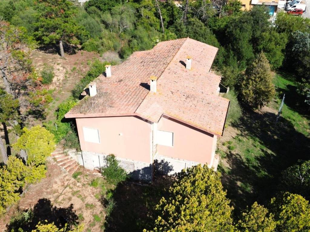 Casa indipendente a Arzachena in Via Tiziano, 2 - Foto 5