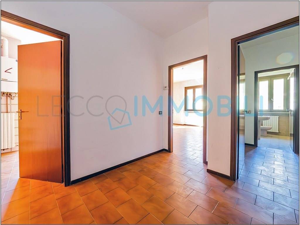 Appartamento a Valmadrera in via chiari - Foto 4