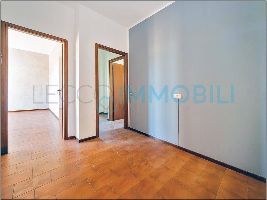 Appartamento a Valmadrera in via chiari - Foto 5