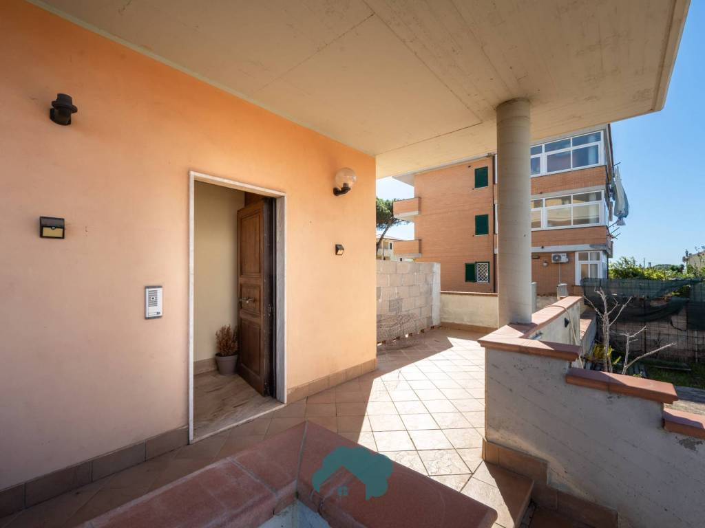 Casa indipendente a Nettuno in Via dei Laghi - Foto 5