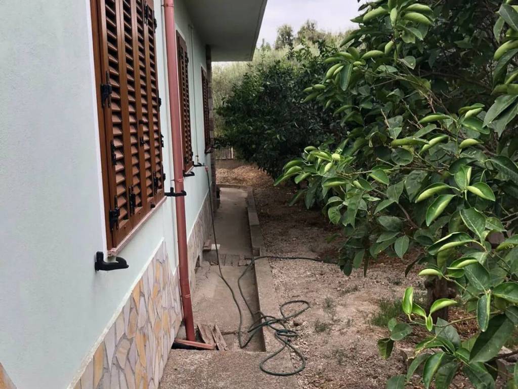 Villa a Sini in Via Delle Scuole, 3 - Foto 4