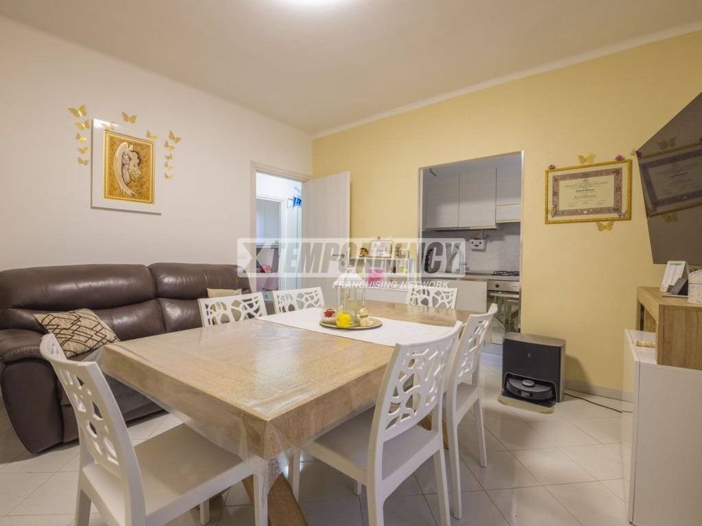 Appartamento a Corridonia in Via colbuccaro - Foto 3