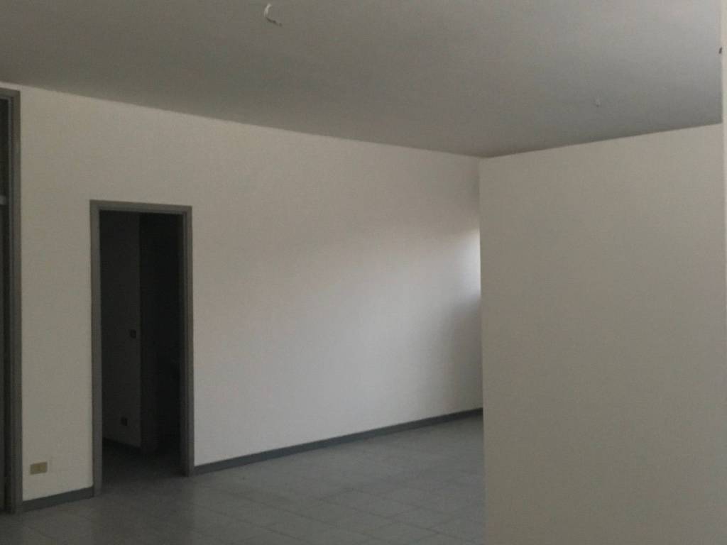 Immobile a Piacenza in Via Vincenzo Maculani - Foto 3