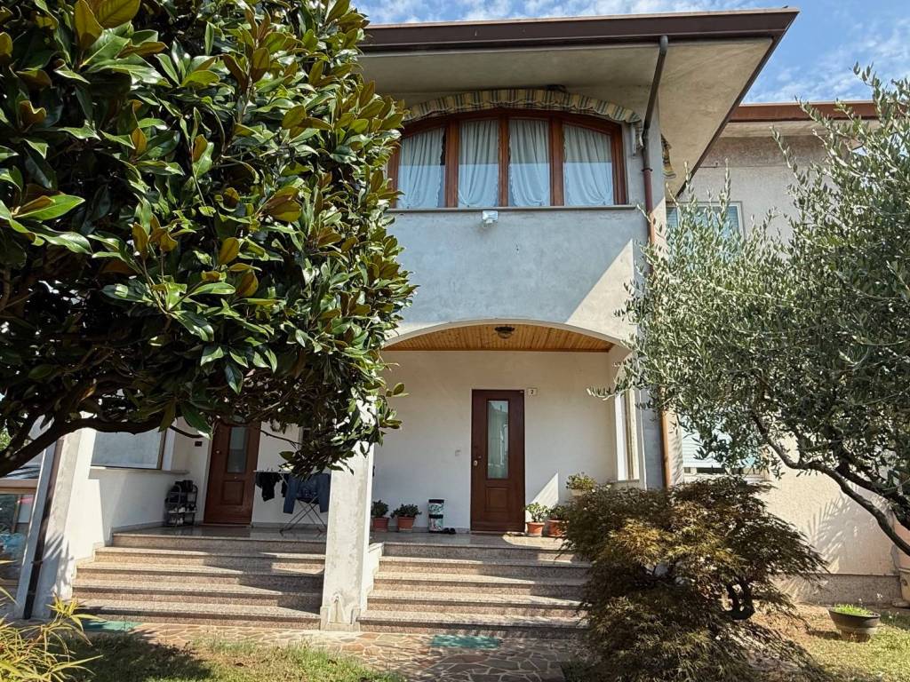 Appartamento a Pozzuolo del friuli in Via Lignano - Foto 3