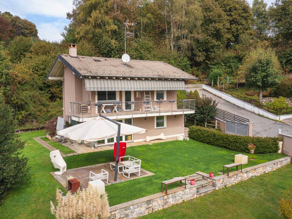 Villa a Nebbiuno in Case Sparse Poggio Alto - Foto 4