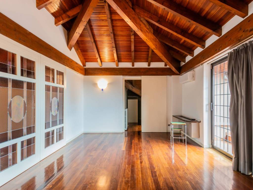 Villa a Cardano al campo in Via F. Buffoni, 35 - Foto 2