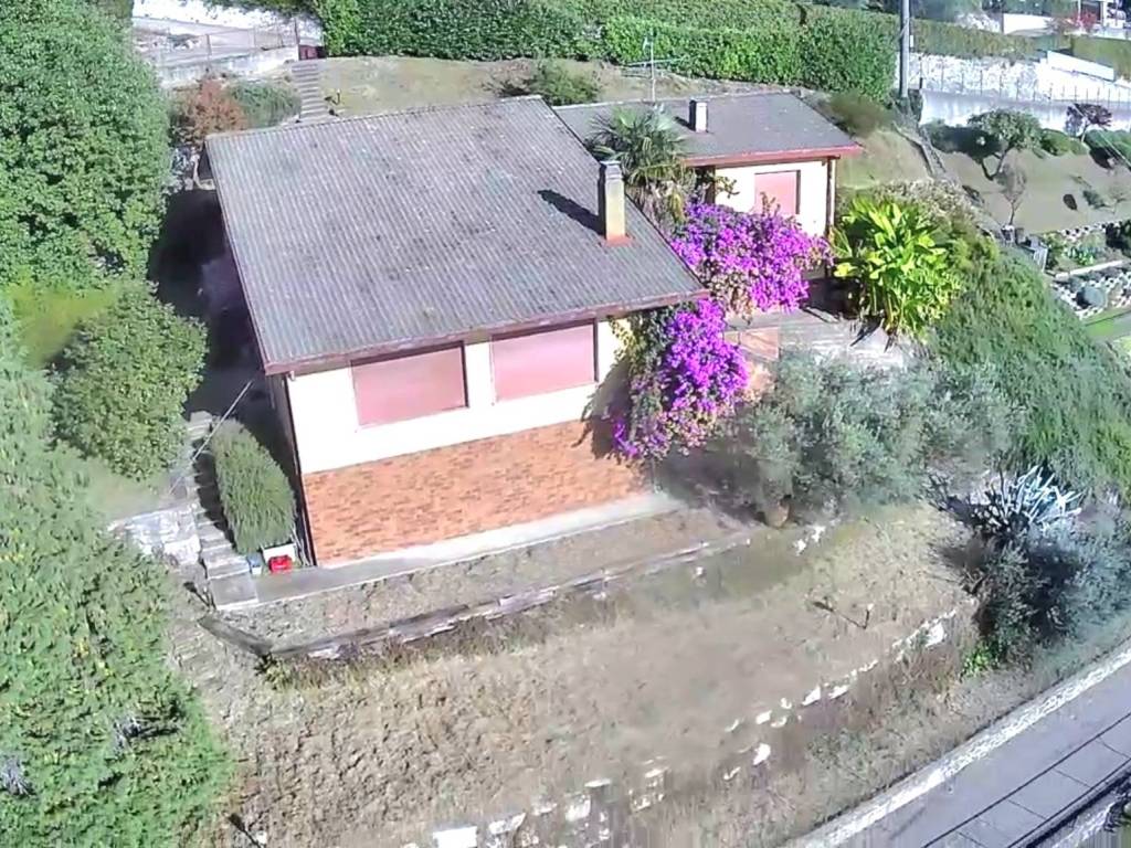 Villa a Besozzo in Via Collina, 10 - Foto 2