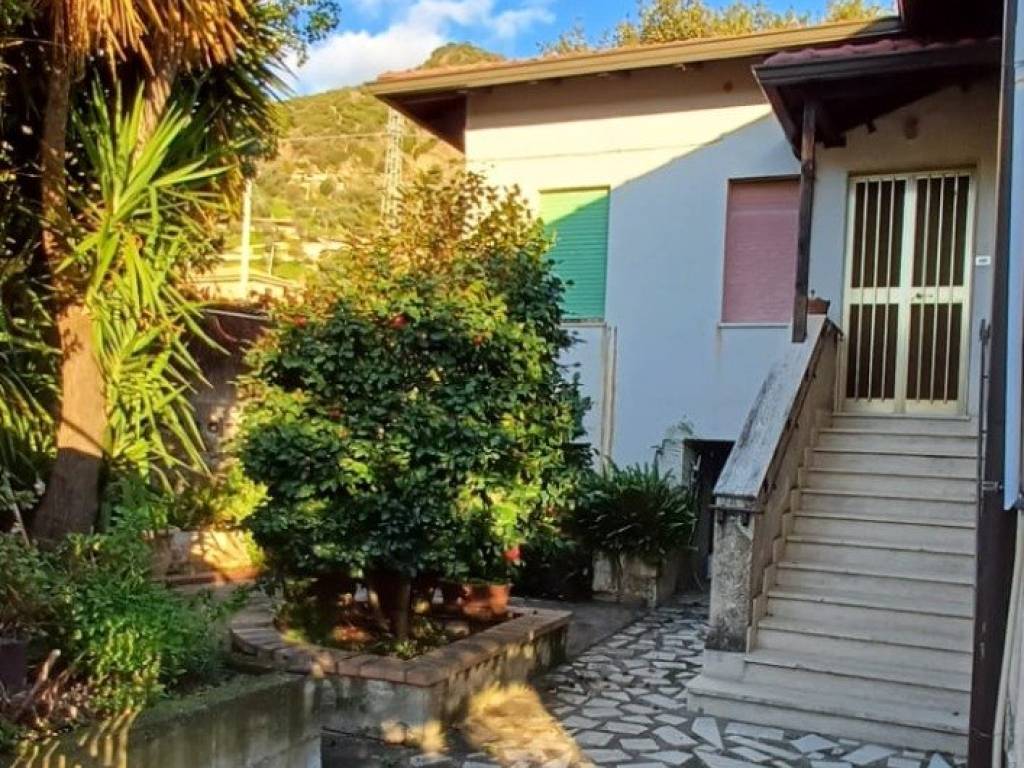 Appartamento a Gioiosa ionica in Contrada Prisdarello - Foto 2