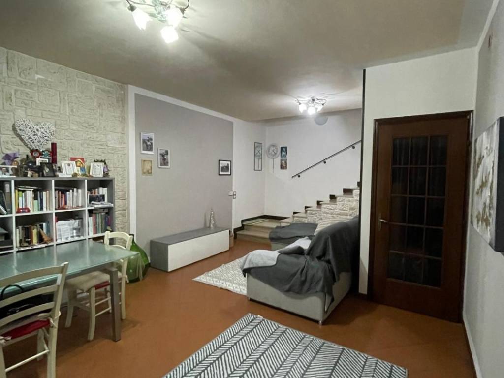 Casa indipendente a Goito in Strada Marsiletti - Foto 2