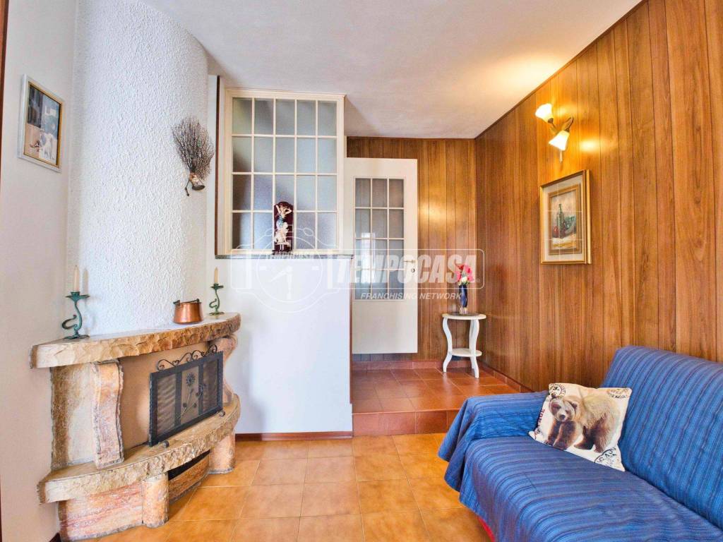 Casa indipendente a Trecate in Via Romentino - Foto 2