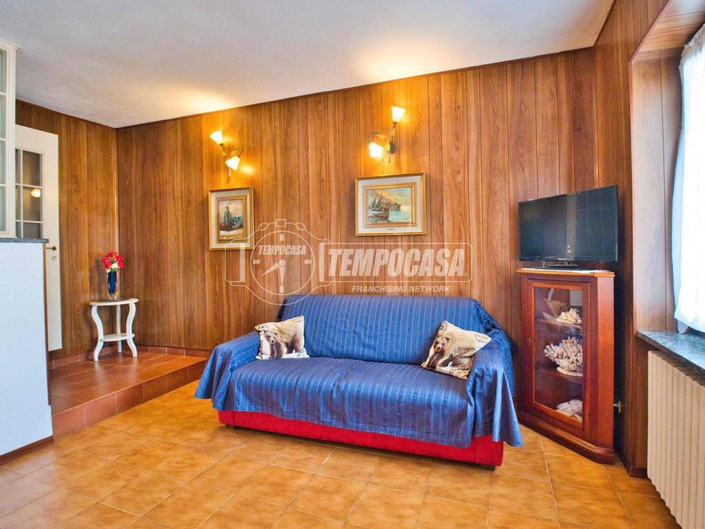 Casa indipendente a Trecate in Via Romentino - Foto 4