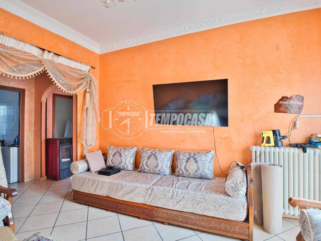 Appartamento a Cerano in Via Mulino Vecchio - Foto 3