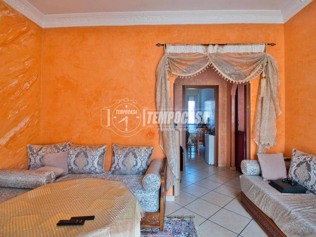 Appartamento a Cerano in Via Mulino Vecchio - Foto 4