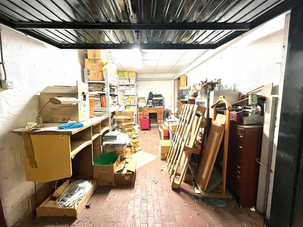 Box / garage a Bologna in Via Yuri Gagarin, 7 - Foto 4