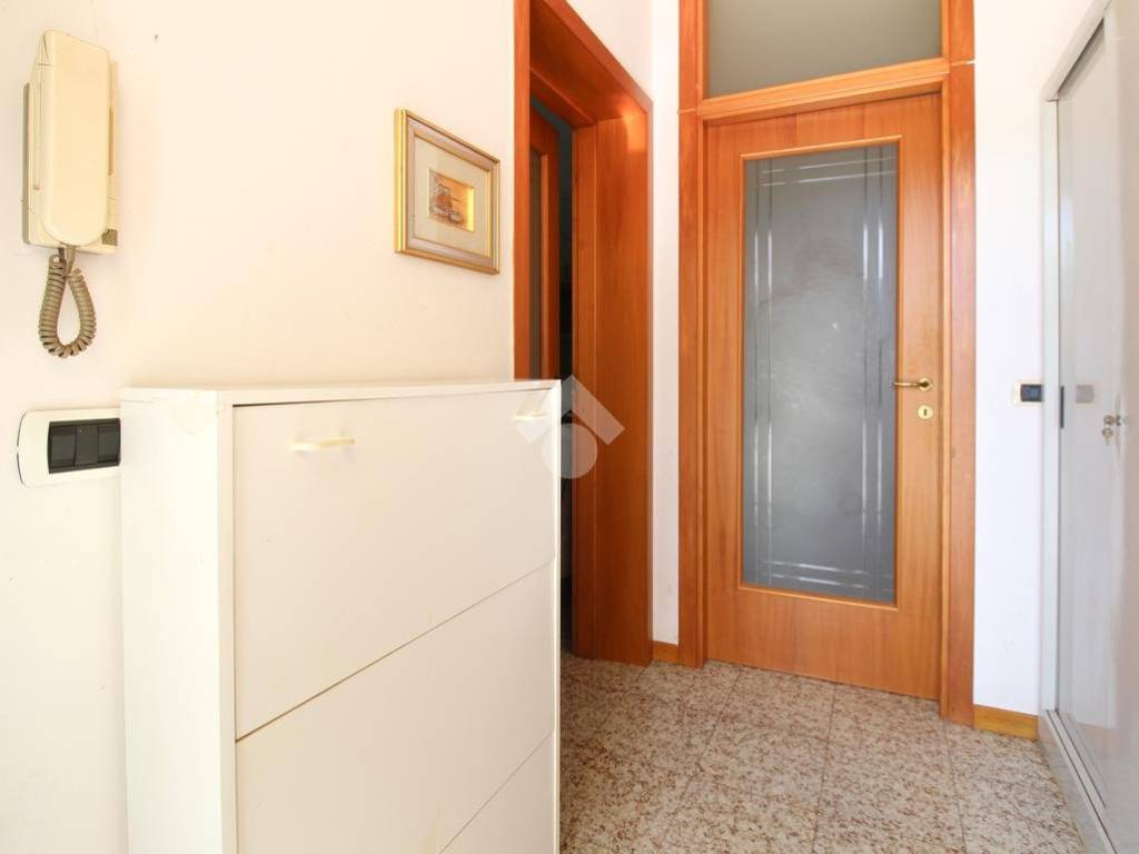 Appartamento a Roseto degli abruzzi in Via Senna, 2 - Foto 2