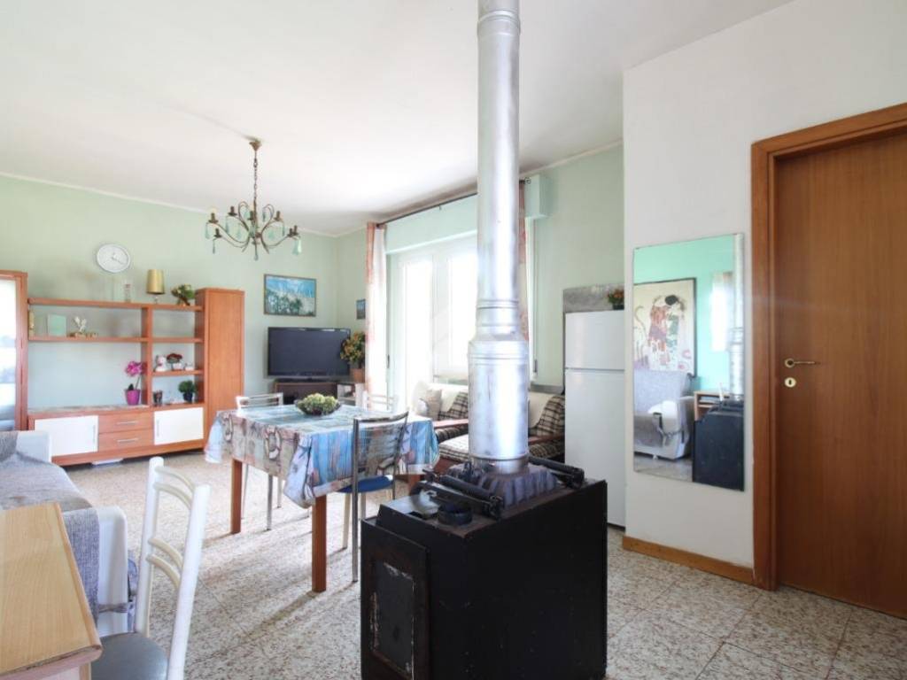 Appartamento a Roseto degli abruzzi in Via Senna, 2 - Foto 5