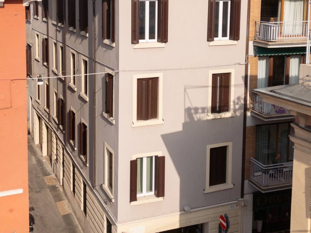 Attico / mansarda a Verona in Vicolo San Silvestro - Foto 4