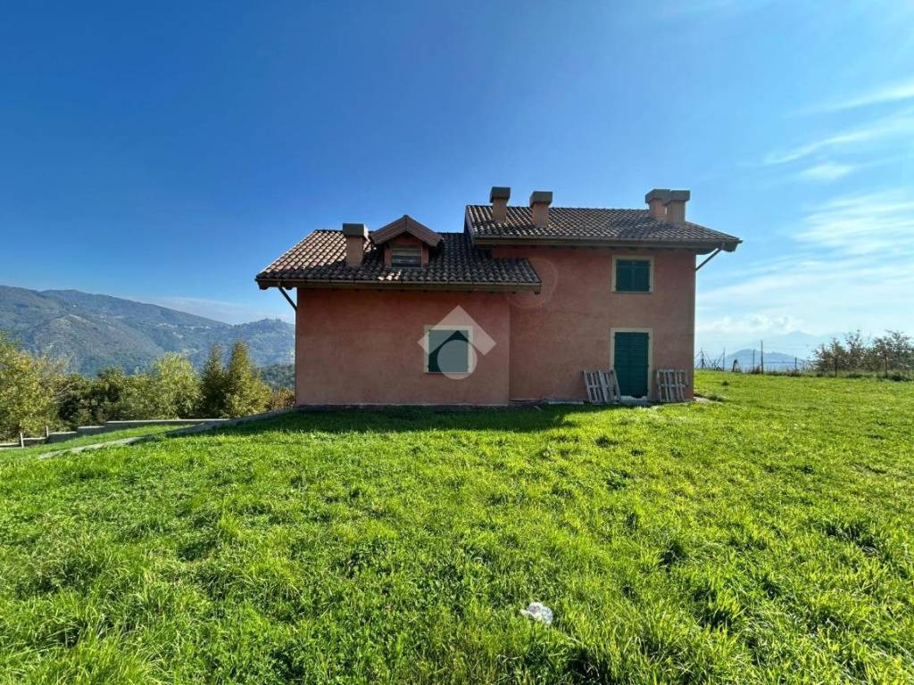 Casa indipendente a Ceranesi in Via Paravanico - Foto 4