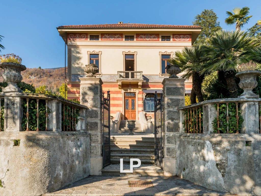 Villa a Cannero riviera in Viale delle Magnolie, 5 - Foto 3