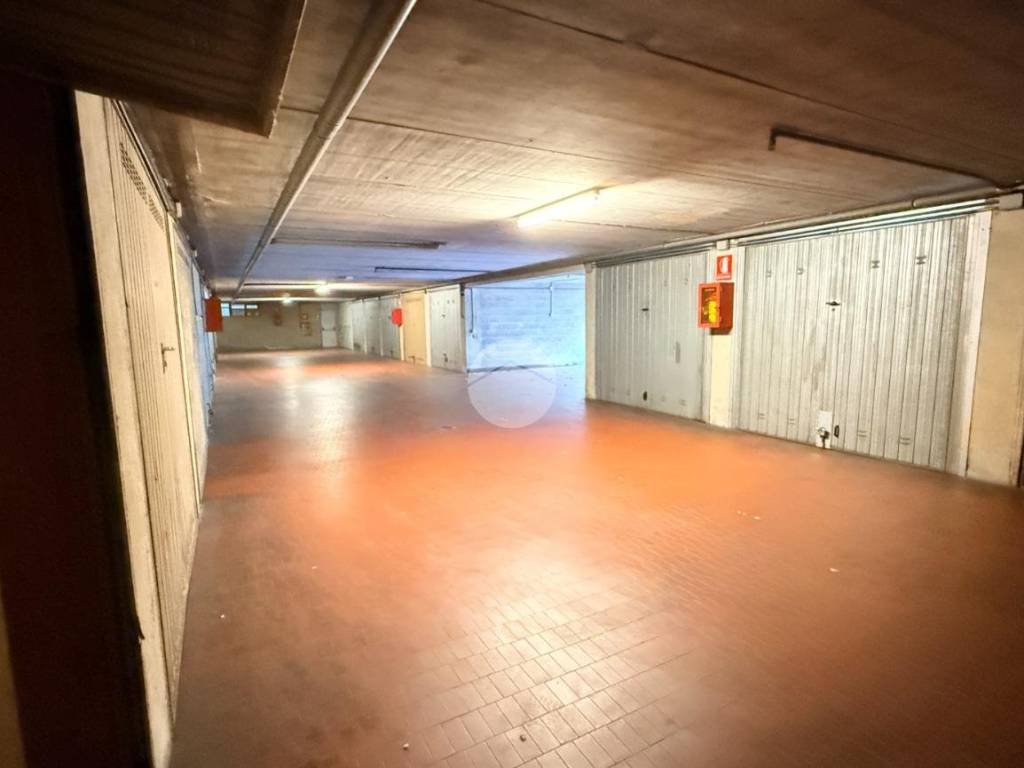 Box / garage a Asti in Via Alessandro Artom - Foto 4