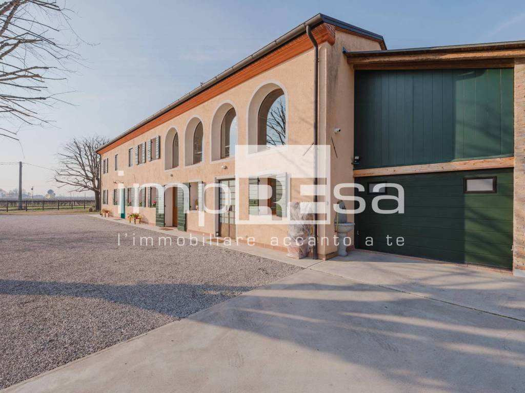 Rustico / casale a Ponte di piave in Via Fossadelle di Sopra - Foto 2