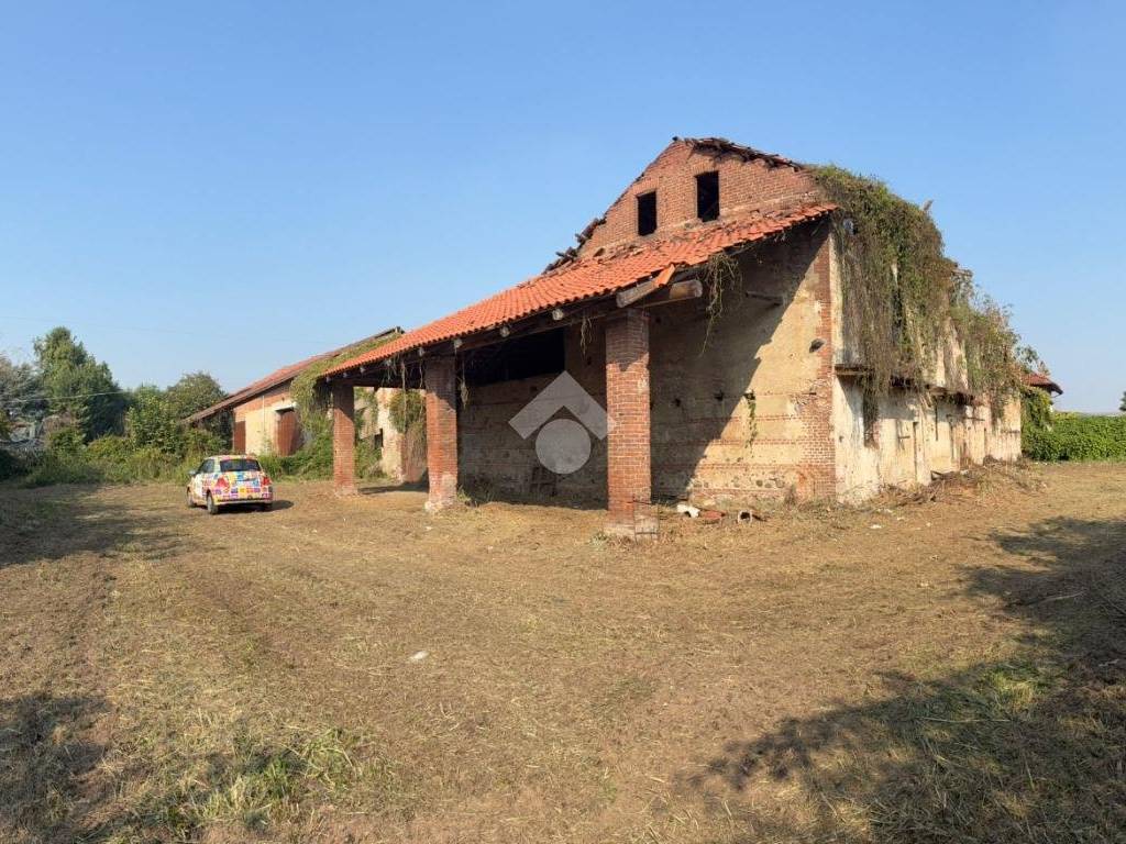 Rustico / casale a Leinì in Via Martiri del Cudine - Foto 5