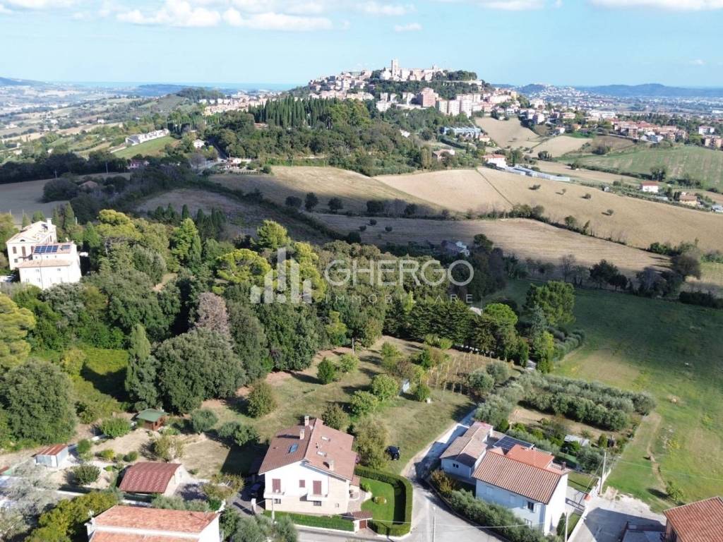 Terreno a Osimo in Via Croce del Monte, 15 - Foto 2