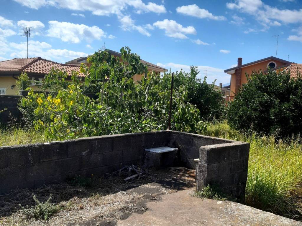 Terreno a Trecastagni in Via Titomanlio Manzella - Foto 2