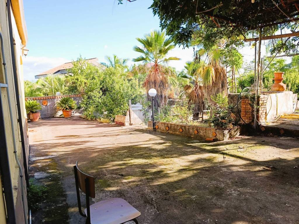 Casa indipendente a Acireale in via Pignatone - Foto 3