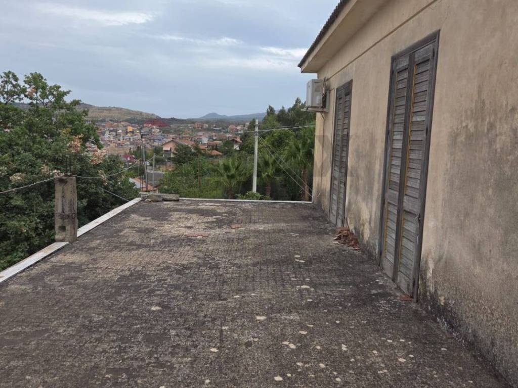 Villa a Bronte in via vincenzo bellini, 7 - Foto 3