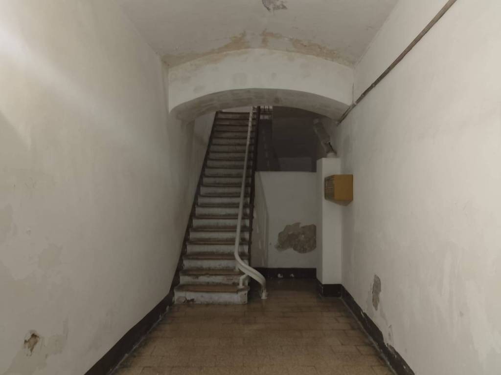 Appartamento a Barletta in Via Ferdinando d'Aragona - Foto 5