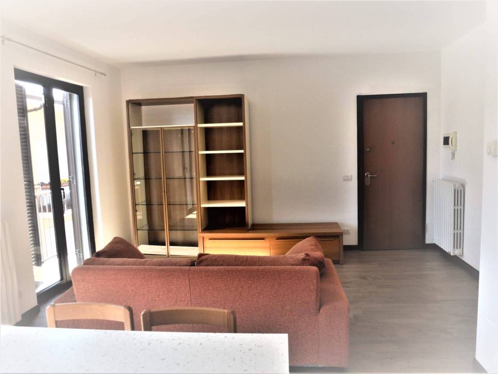 Appartamento a Borgomanero - Foto 2