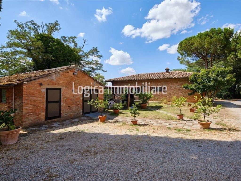 Rustico / casale a Chiusi in via fiorentina - Foto 3