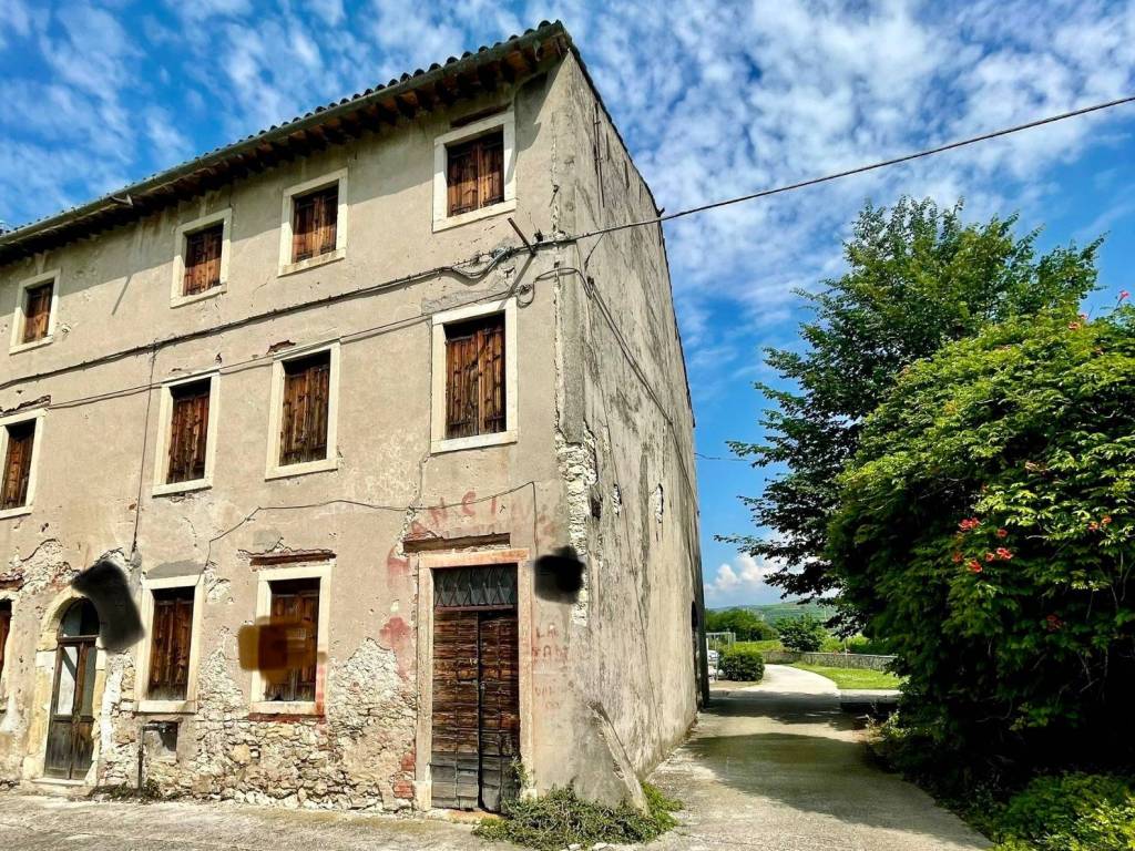 Rustico / casale a Soave in Via Ca' del Bosco - Foto 2